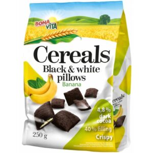 Black & White cereal pillows with banana flavor filling (250 g)